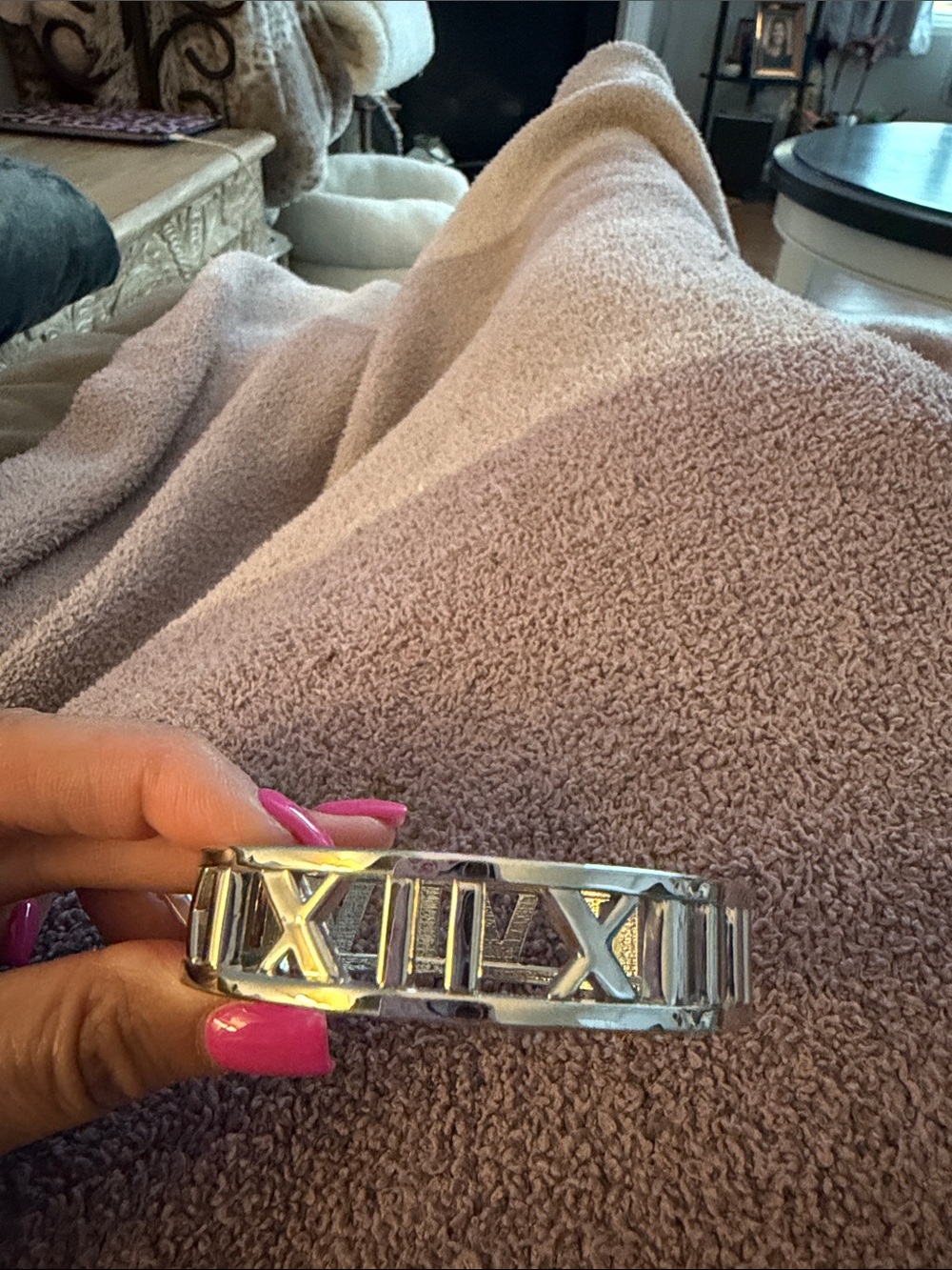 Silver Roman numeral oval bracelet